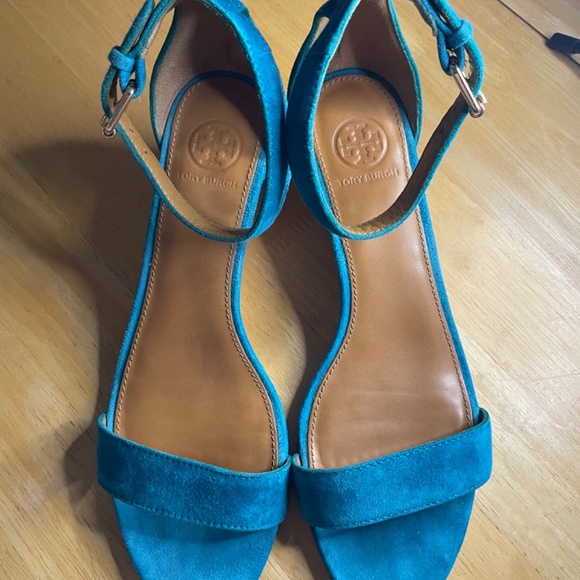 Tory Burch Savannah Suede Wedge Ankle Strap Sandal Turquoise - Picture 2 of 6